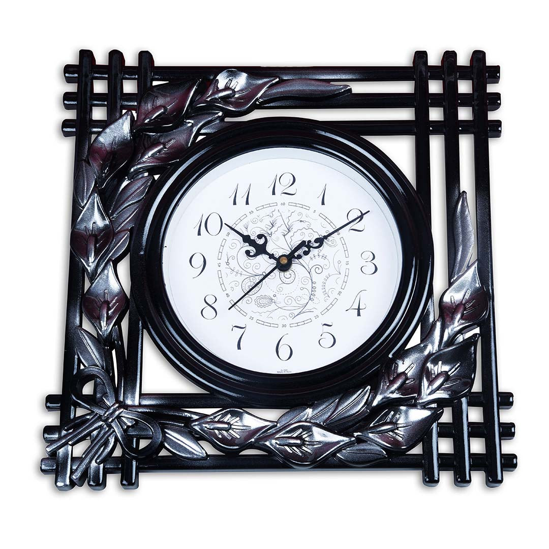Plastic Wall Clock With Leafy Border
