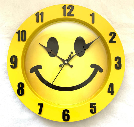 Smiley Clock , Always Keep Smiling, 12.5 inch x 12.5 inch , Round Plastic Wall Clock