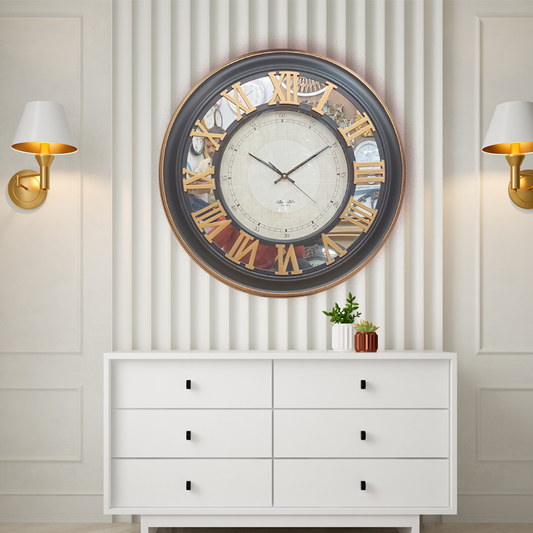 Large 24 inch Pastic Clock with Roaman Numbers and mirror finished border